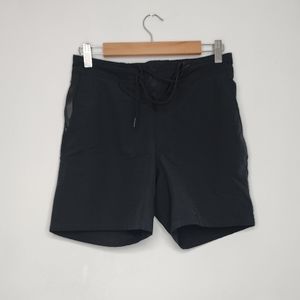 The foundation short